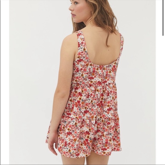 Urban Outfitters Cindy Floral Tiered Romper - Picture 3 of 12